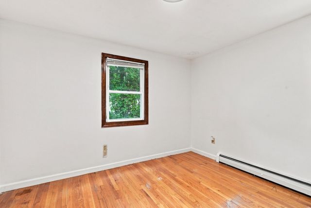 45 Campbell Dr, Easthampton, MA 01027