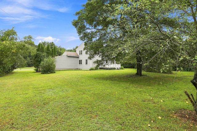 45 Campbell Dr, Easthampton, MA 01027