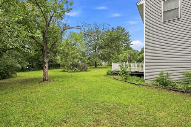 45 Campbell Dr, Easthampton, MA 01027