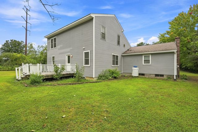 45 Campbell Dr, Easthampton, MA 01027