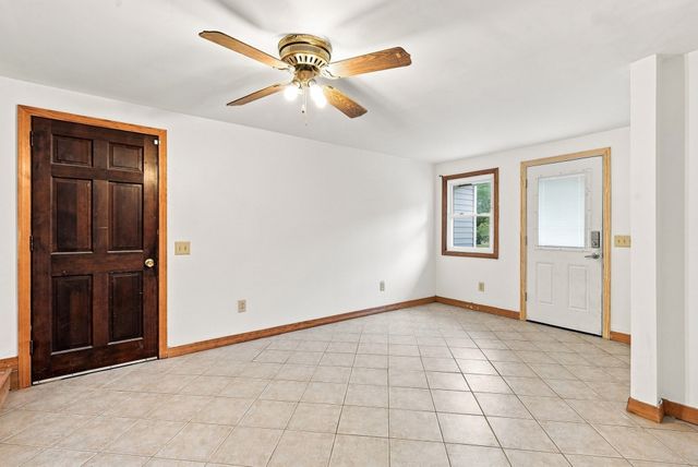 45 Campbell Dr, Easthampton, MA 01027