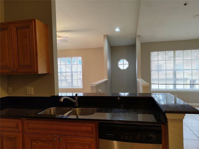 826 GRAND REGENCY POINT 202, Altamonte Springs, FL 32714
