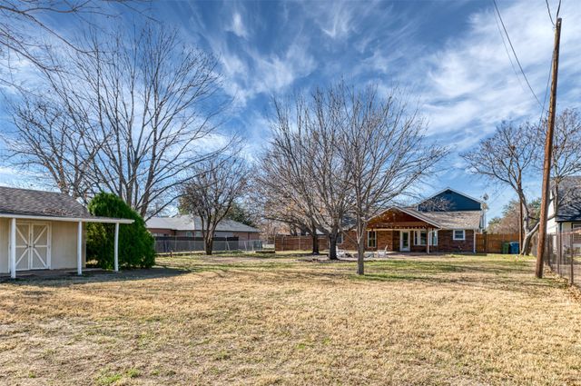 485 Ashley Lane, Roanoke, TX 76262