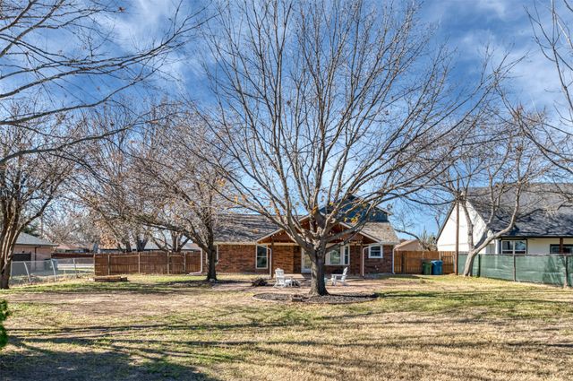 485 Ashley Lane, Roanoke, TX 76262