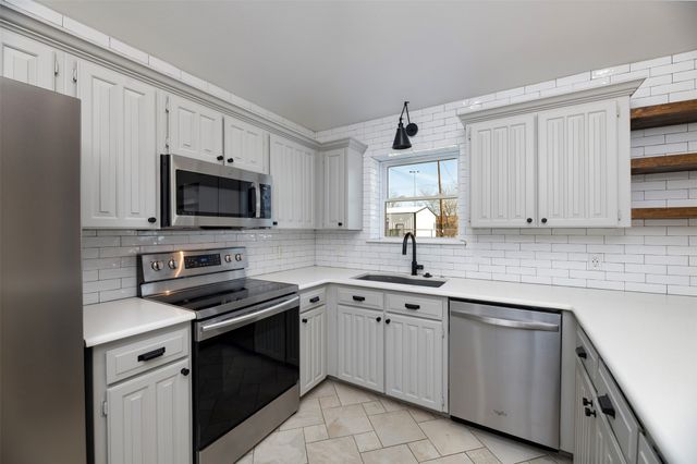 485 Ashley Lane, Roanoke, TX 76262