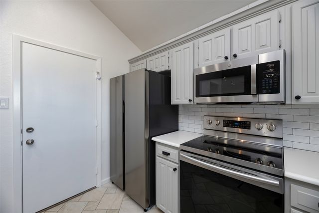 485 Ashley Lane, Roanoke, TX 76262