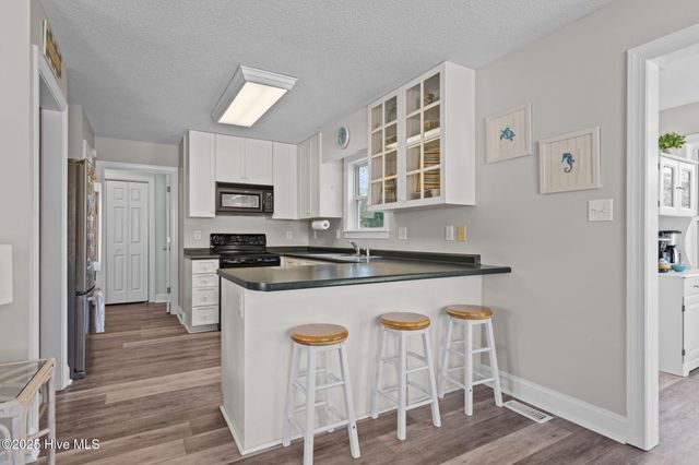 313 Loblolly Street, Emerald Isle, NC 28594