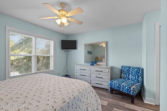 313 Loblolly Street, Emerald Isle, NC 28594