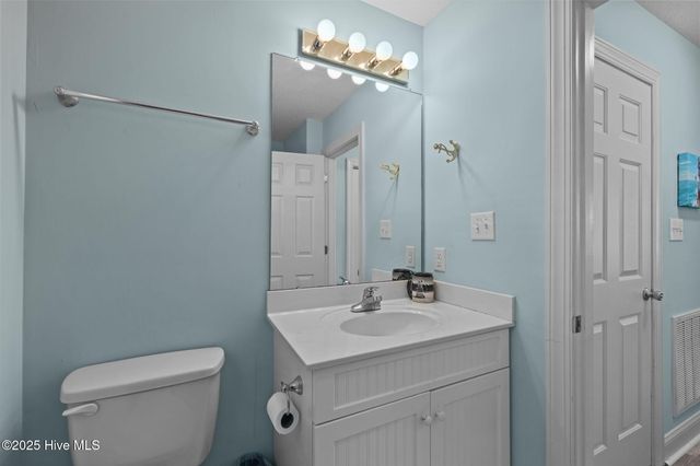 313 Loblolly Street, Emerald Isle, NC 28594