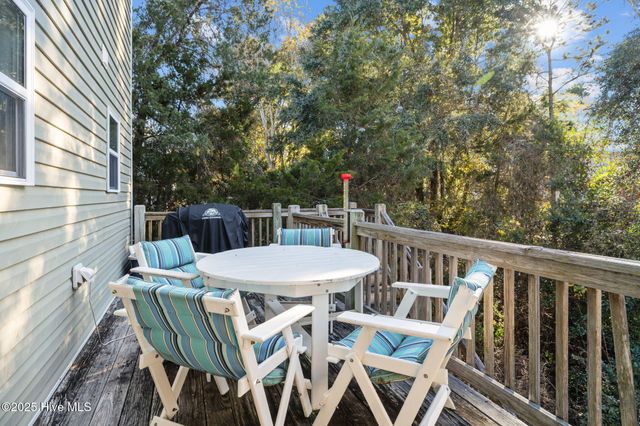 313 Loblolly Street, Emerald Isle, NC 28594