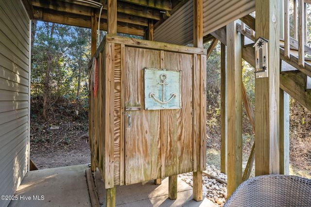 313 Loblolly Street, Emerald Isle, NC 28594