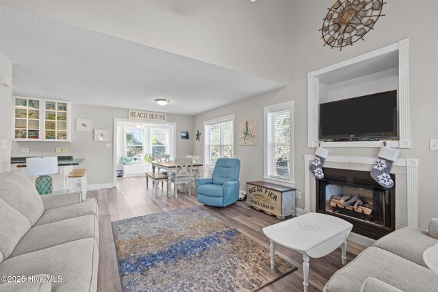 313 Loblolly Street, Emerald Isle, NC 28594