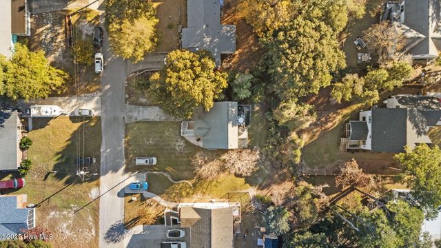 313 Loblolly Street, Emerald Isle, NC 28594