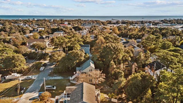 313 Loblolly Street, Emerald Isle, NC 28594