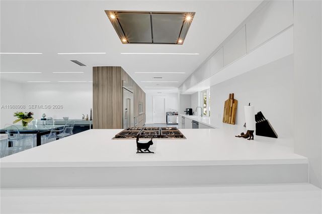 10705 SW 128th Ter, Miami, FL 33176