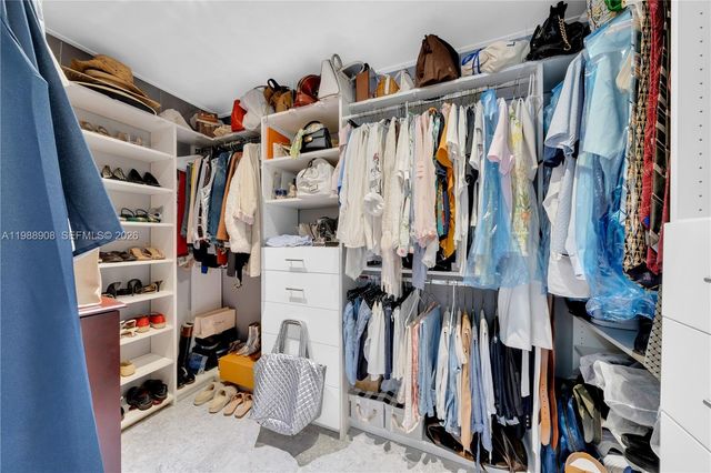 10705 SW 128th Ter, Miami, FL 33176