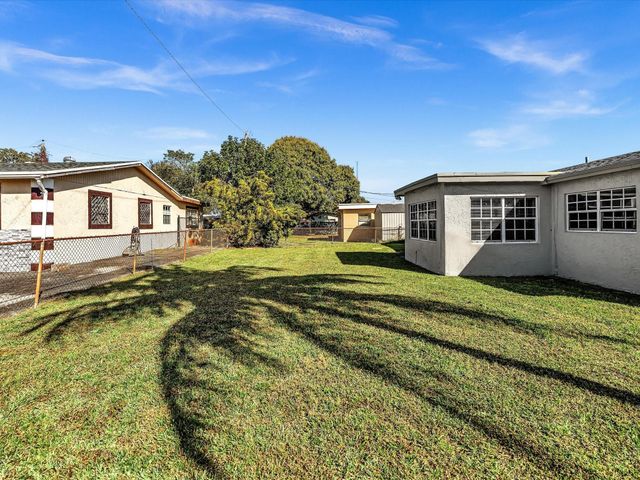 1485 NW 32nd Avenue, Lauderhill, FL 33311