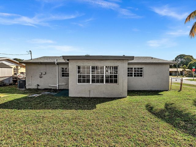 1485 NW 32nd Avenue, Lauderhill, FL 33311