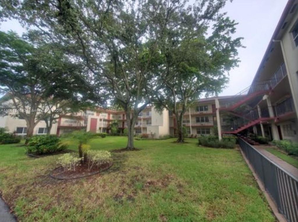 13300 SW 1ST 309O, Pembroke Pines, FL 33027