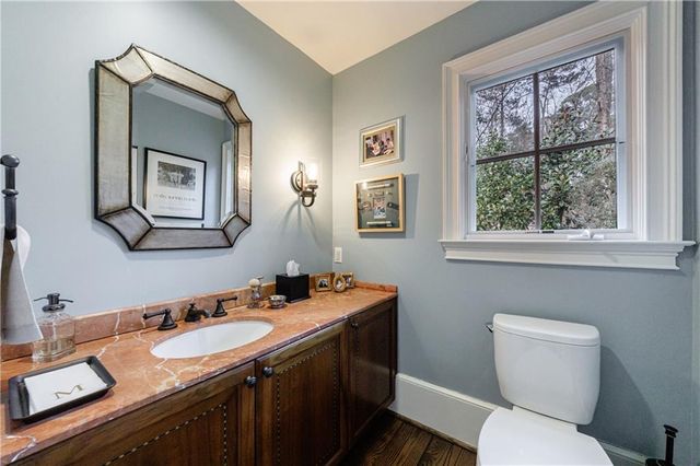 3302 W Andrews NW Drive, Atlanta, GA 30305