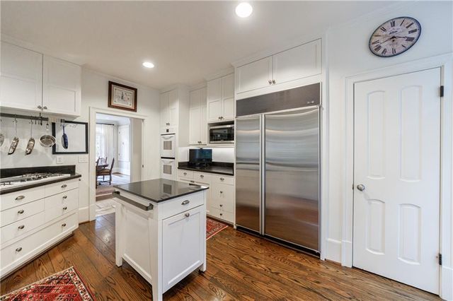 3302 W Andrews NW Drive, Atlanta, GA 30305