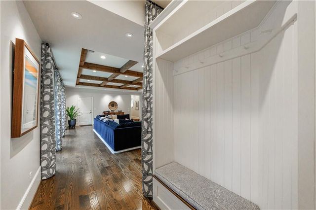 3302 W Andrews NW Drive, Atlanta, GA 30305