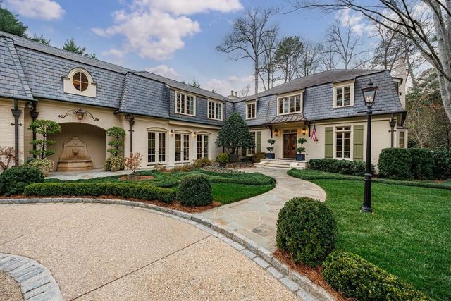 3302 W Andrews NW Drive, Atlanta, GA 30305