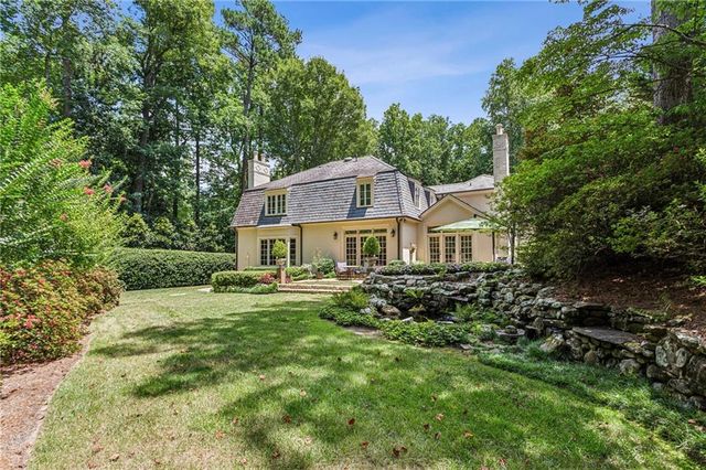 3302 W Andrews NW Drive, Atlanta, GA 30305