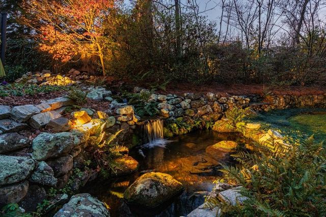 3302 W Andrews NW Drive, Atlanta, GA 30305