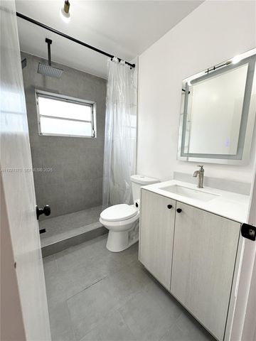 1450 Atlantic Shores Blvd 209, Hallandale Beach, FL 33009