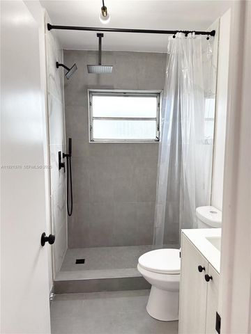 1450 Atlantic Shores Blvd 209, Hallandale Beach, FL 33009