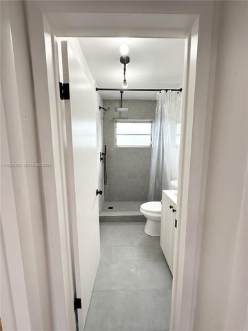 1450 Atlantic Shores Blvd 209, Hallandale Beach, FL 33009