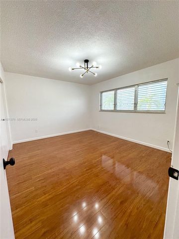 1450 Atlantic Shores Blvd 209, Hallandale Beach, FL 33009