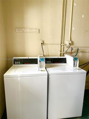 1450 Atlantic Shores Blvd 209, Hallandale Beach, FL 33009