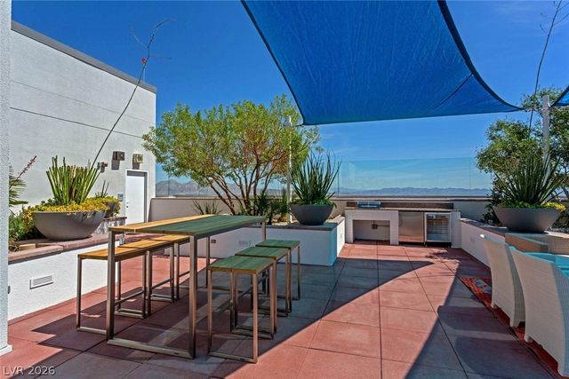 150 Las Vegas Boulevard 1501, Las Vegas, NV 89101