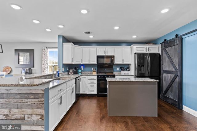 1160 PARK AVE, Dillsburg, PA 17019