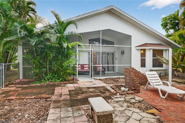 18015 Horseshoe Bay CIR, Fort Myers, FL 33967