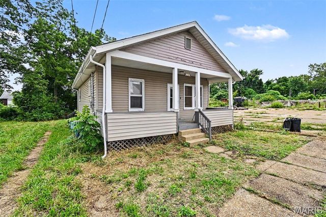 5823 Helen Avenue, Jennings, MO 63136