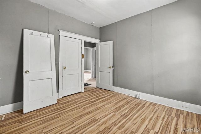 5823 Helen Avenue, Jennings, MO 63136
