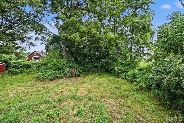 5823 Helen Avenue, Jennings, MO 63136