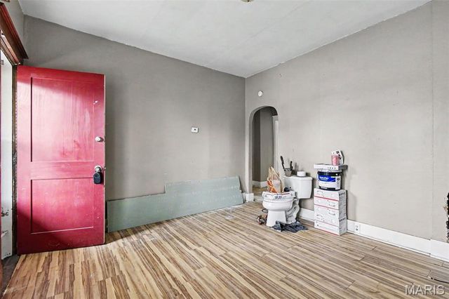 5823 Helen Avenue, Jennings, MO 63136