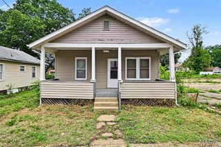 5823 Helen Avenue, Jennings, MO 63136