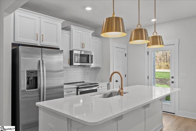 5 Redfield Place, Simpsonville, SC 29681