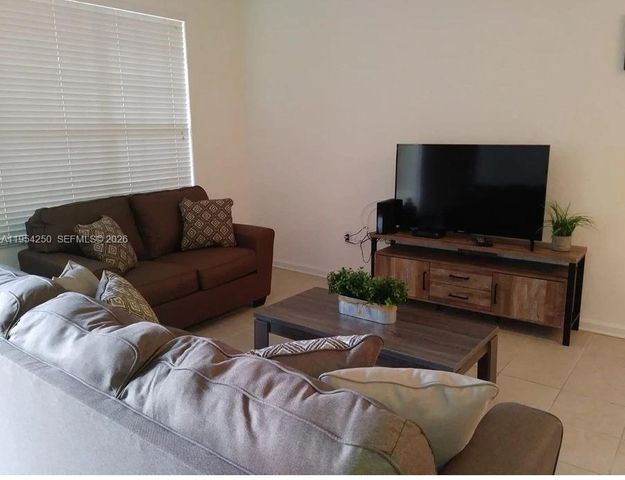 7751 BASNETT CIRCLE, Kissimmee, FL 34747