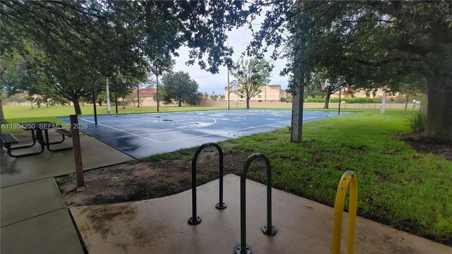 7751 BASNETT CIRCLE, Kissimmee, FL 34747