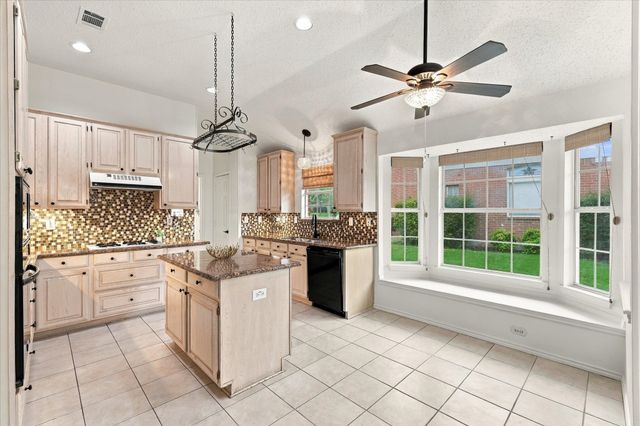 3408 Norwood Circle, Richardson, TX 75082