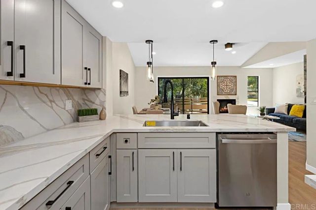 9899 Scripps Westview Way 243, San Diego, CA 92131