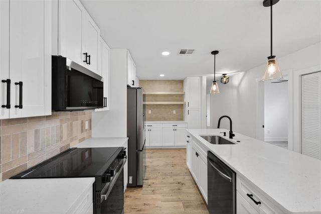 1550 CUMBERLAND LANE, Clearwater, FL 33755