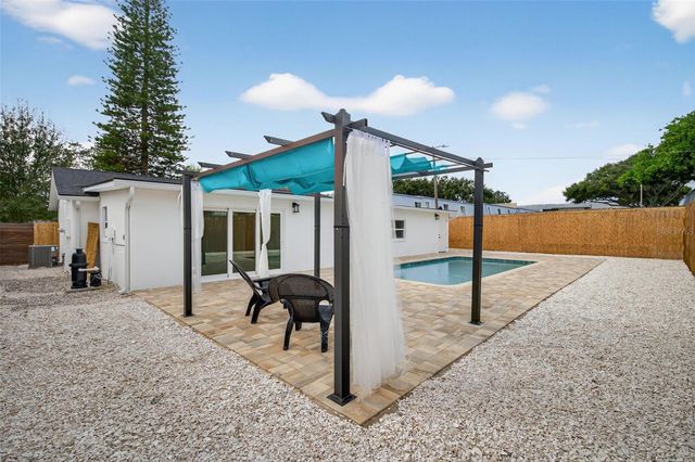 1550 CUMBERLAND LANE, Clearwater, FL 33755