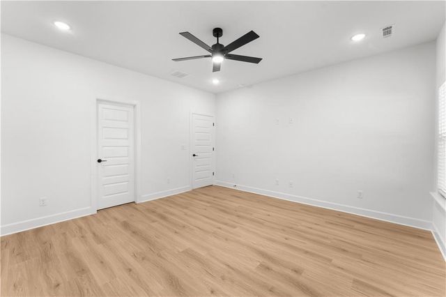 6910 SW Orange Avenue, Bentonville, AR 72713